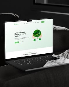 website moke up on black laptop