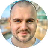 a man smiling face with circle photo